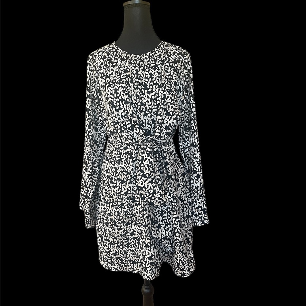 Gentle Fawn Black and Beige Patterned long sleeved Tie waist mini Dress size 2